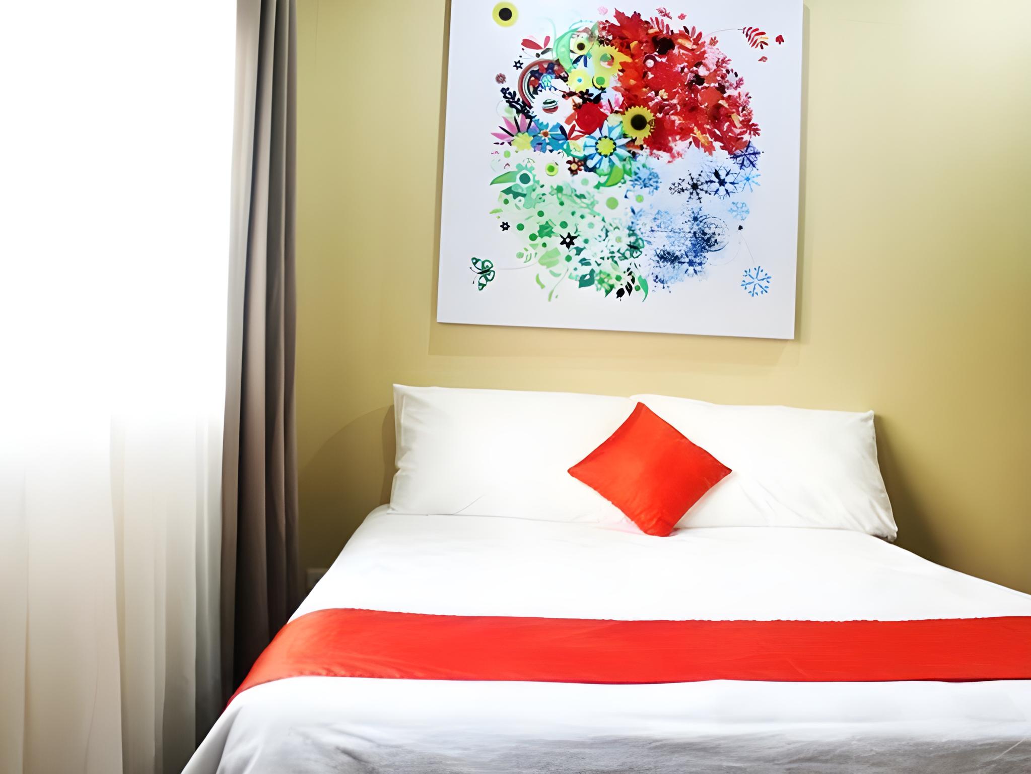 Classic, Double Bed, Maven Buncit 2/2