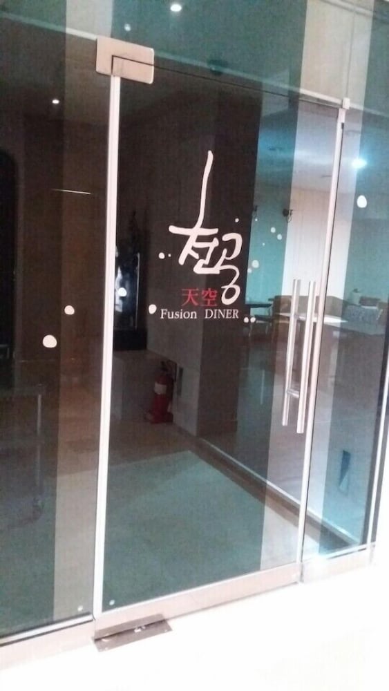 Ms Hotel 6/32