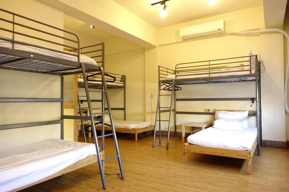 Chiayi Petite Hostel 10/35