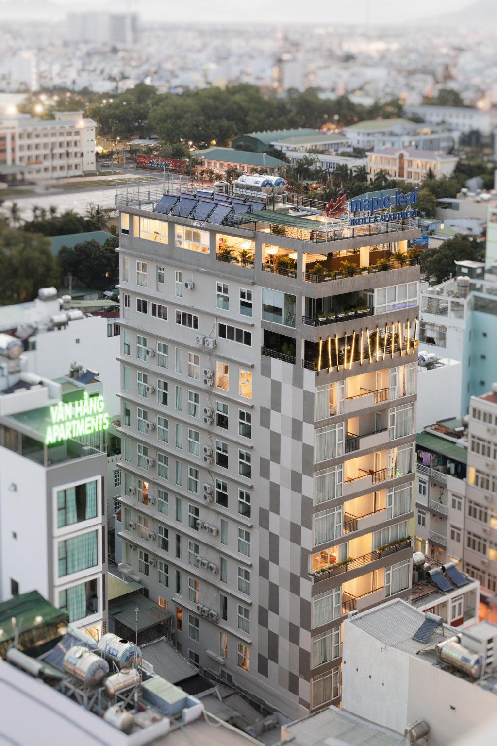 Senior, Deluxe, City View