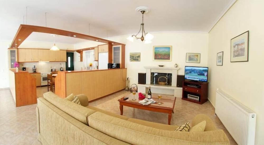 Faos Luxury Apartments 29/50