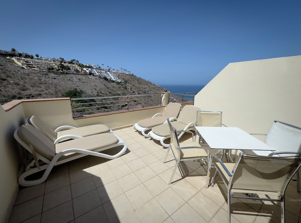 Holiday Club Sol Amadores 39/64