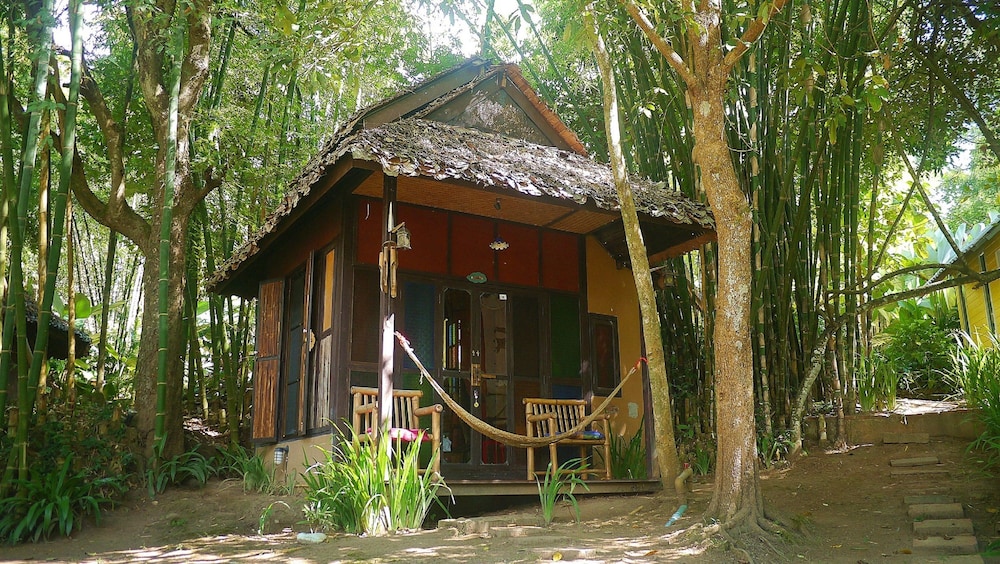 Pho Rak Nah Pai Hotel 4/48