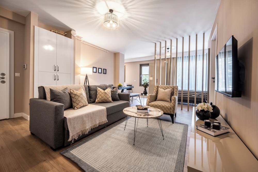 Ciragan Bosphorus Apartments 40/61