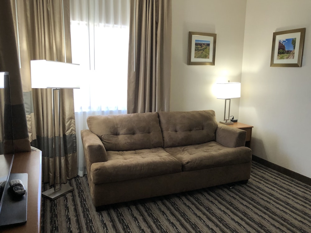 Navajoland Inn 18/27