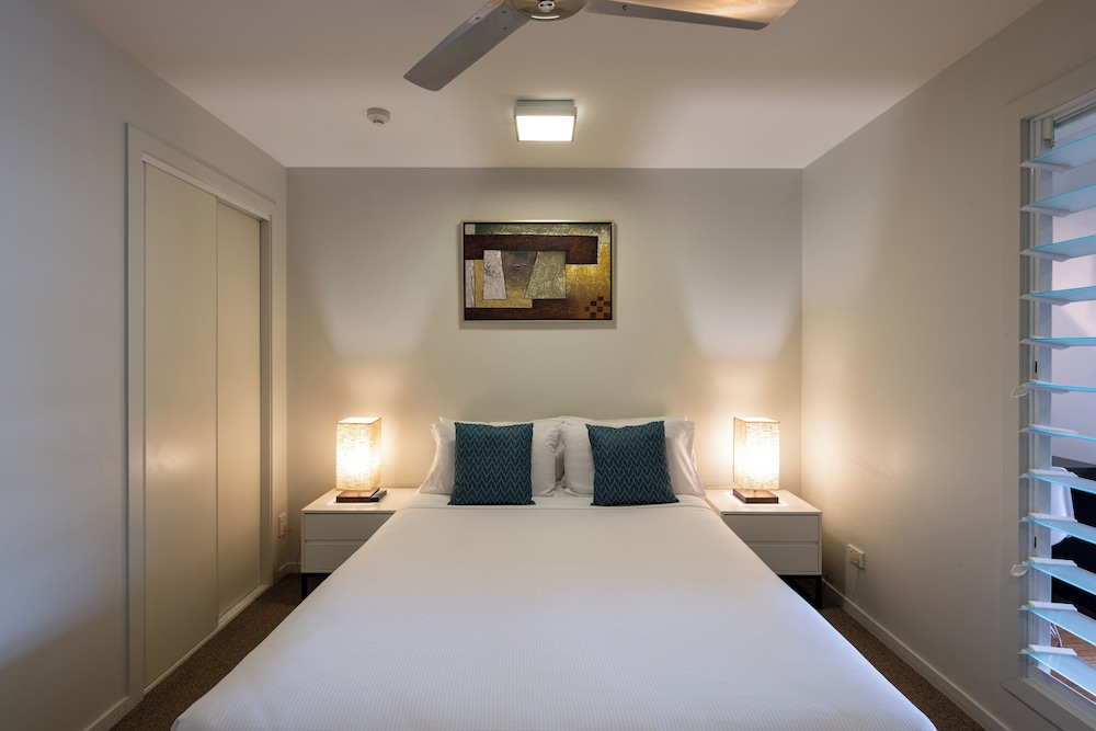 1 BEDROOM, APARTMENT