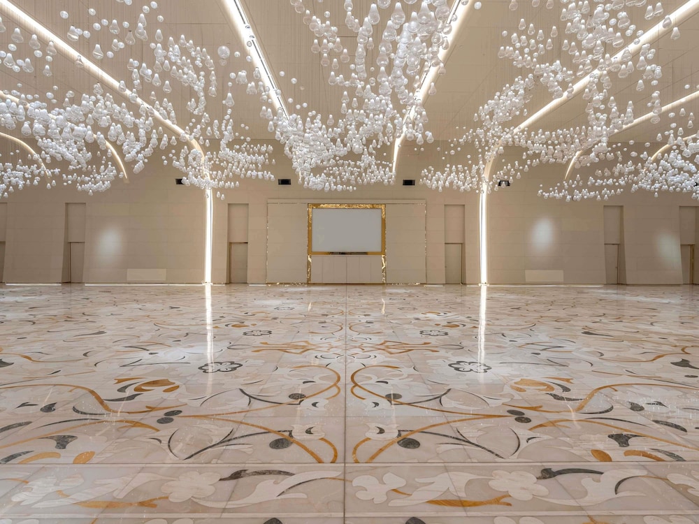 Fairmont Doha 54/65