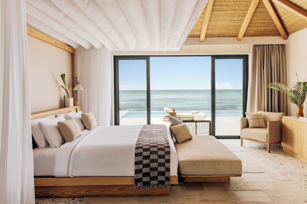 1 Bedroom, Ocean Villa, the Level, King Bed
