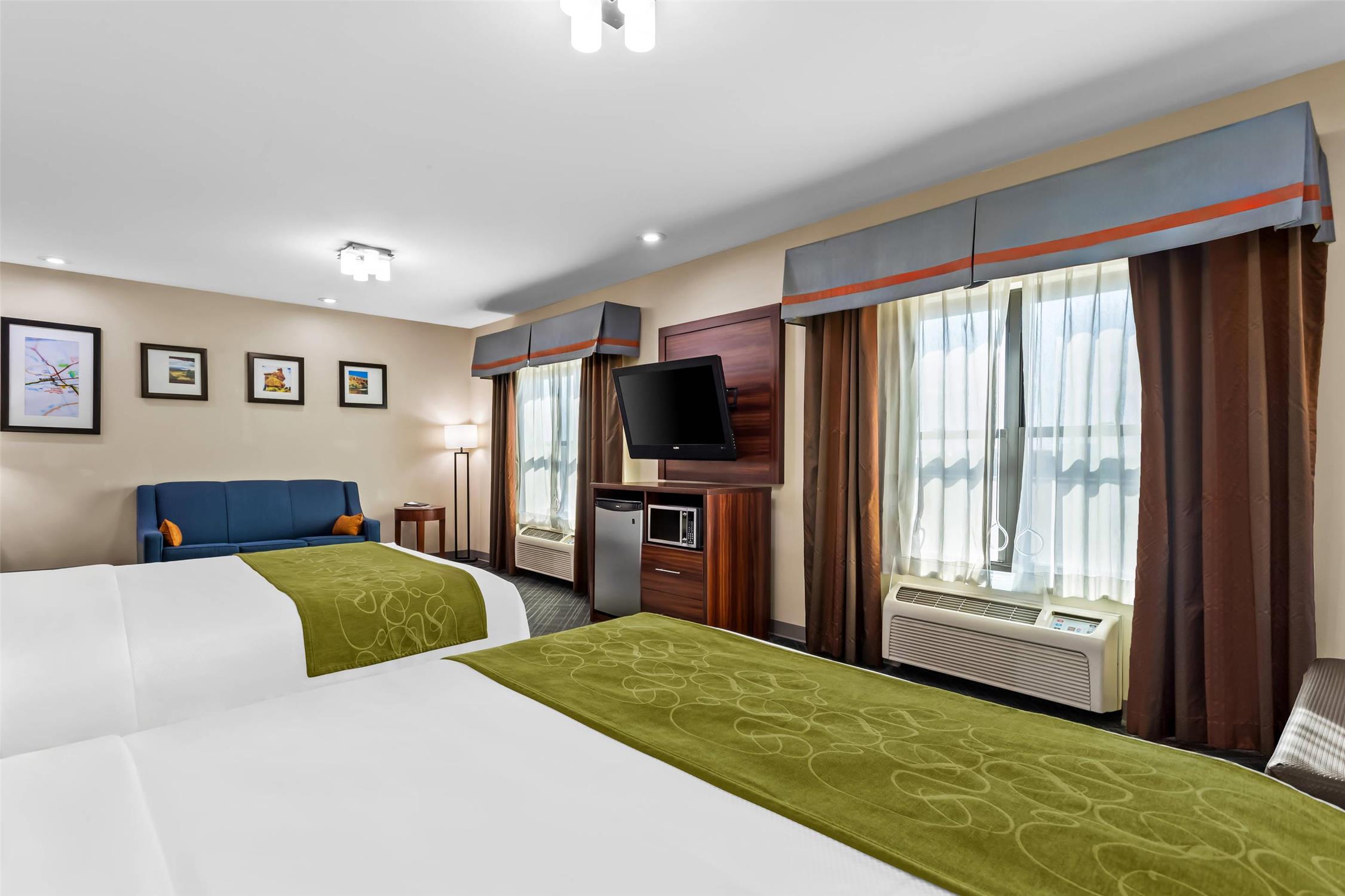 Comfort Suites Roswell, NM 19/60