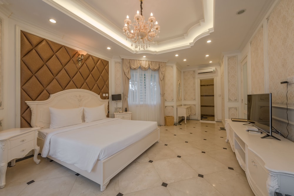 FLC LUXURY RESORT VINH PHUC 30/70