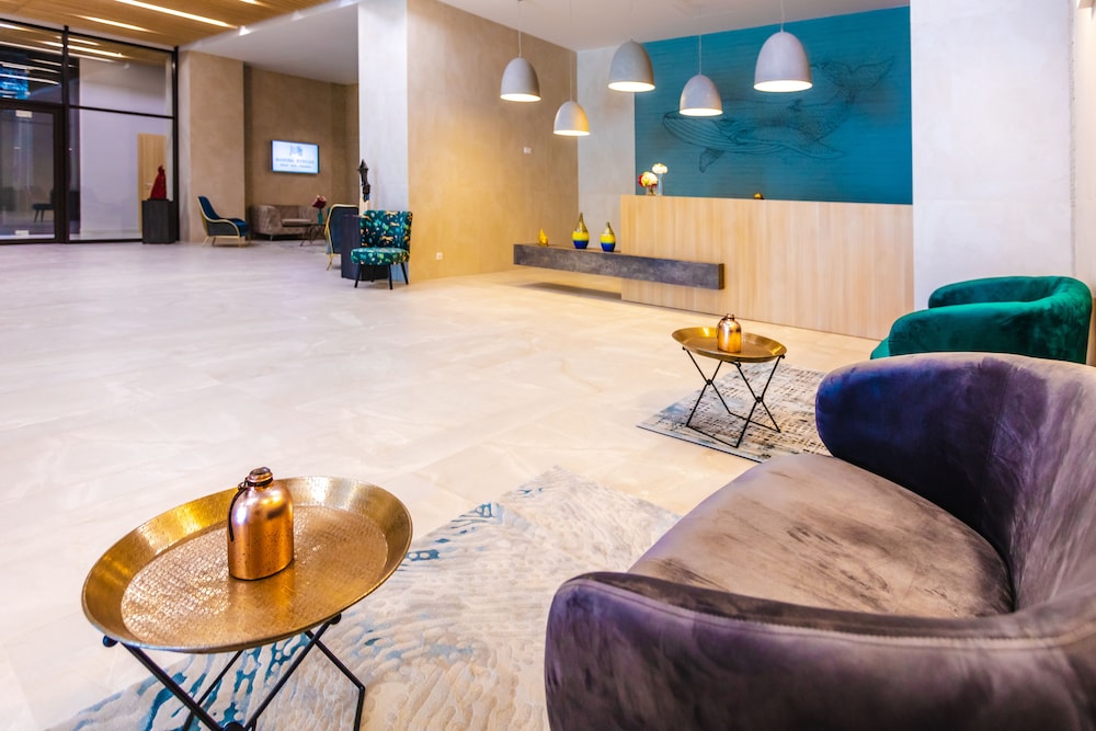 DAS Marina Burgas Hotel 8/18