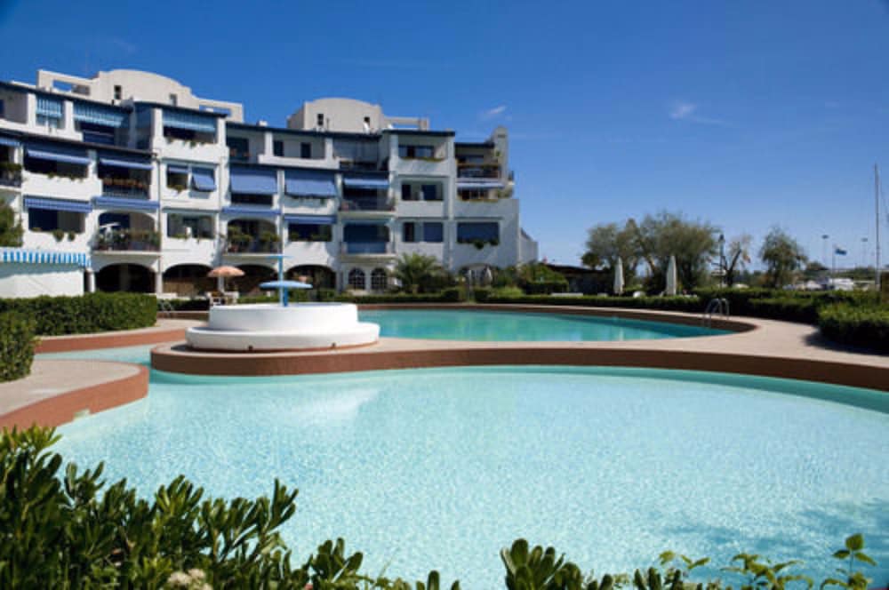 PORTOVERDE BEACH APARTMENTS 4/53