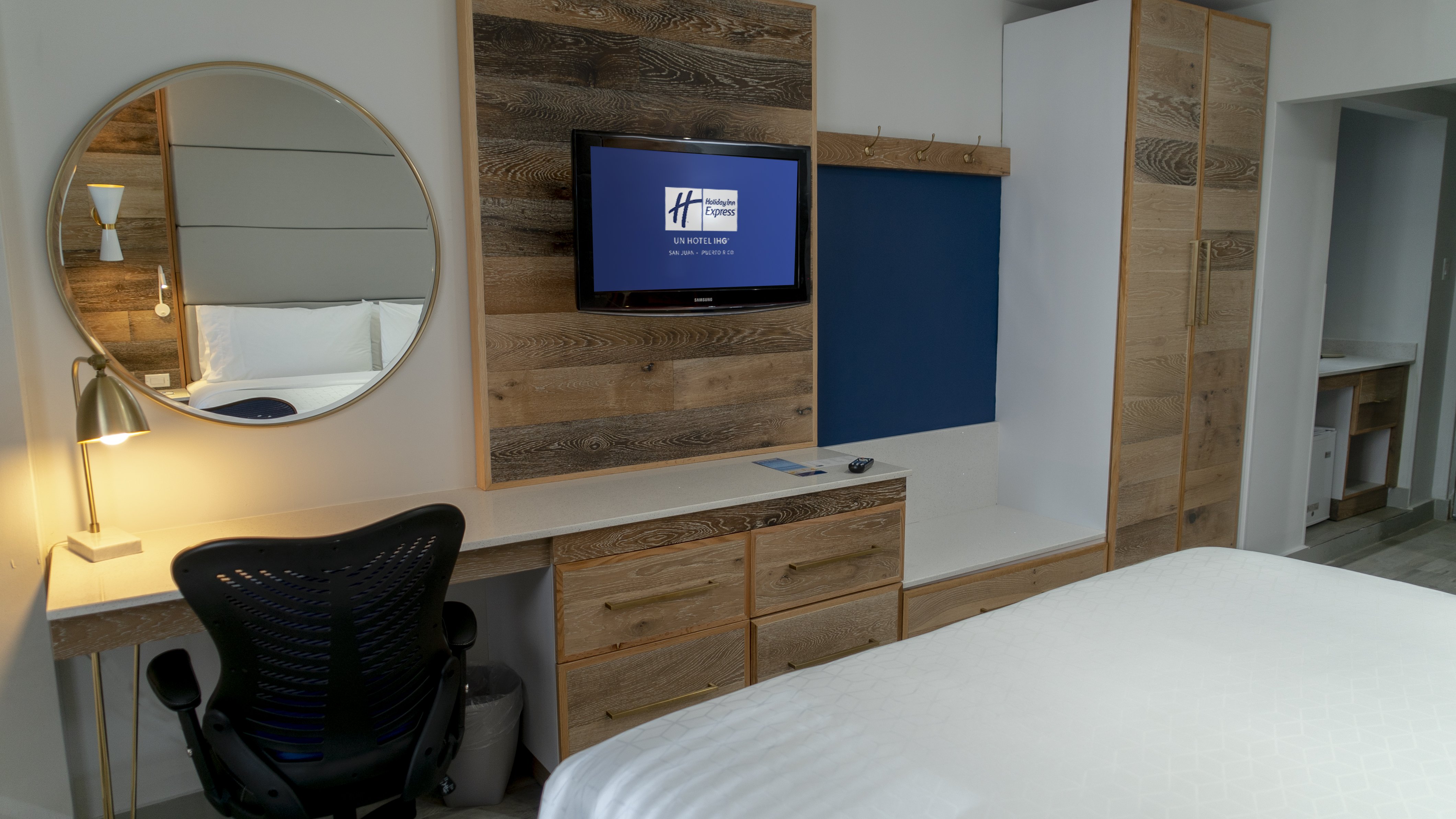 Holiday Inn Express San Juan Condado 48/59