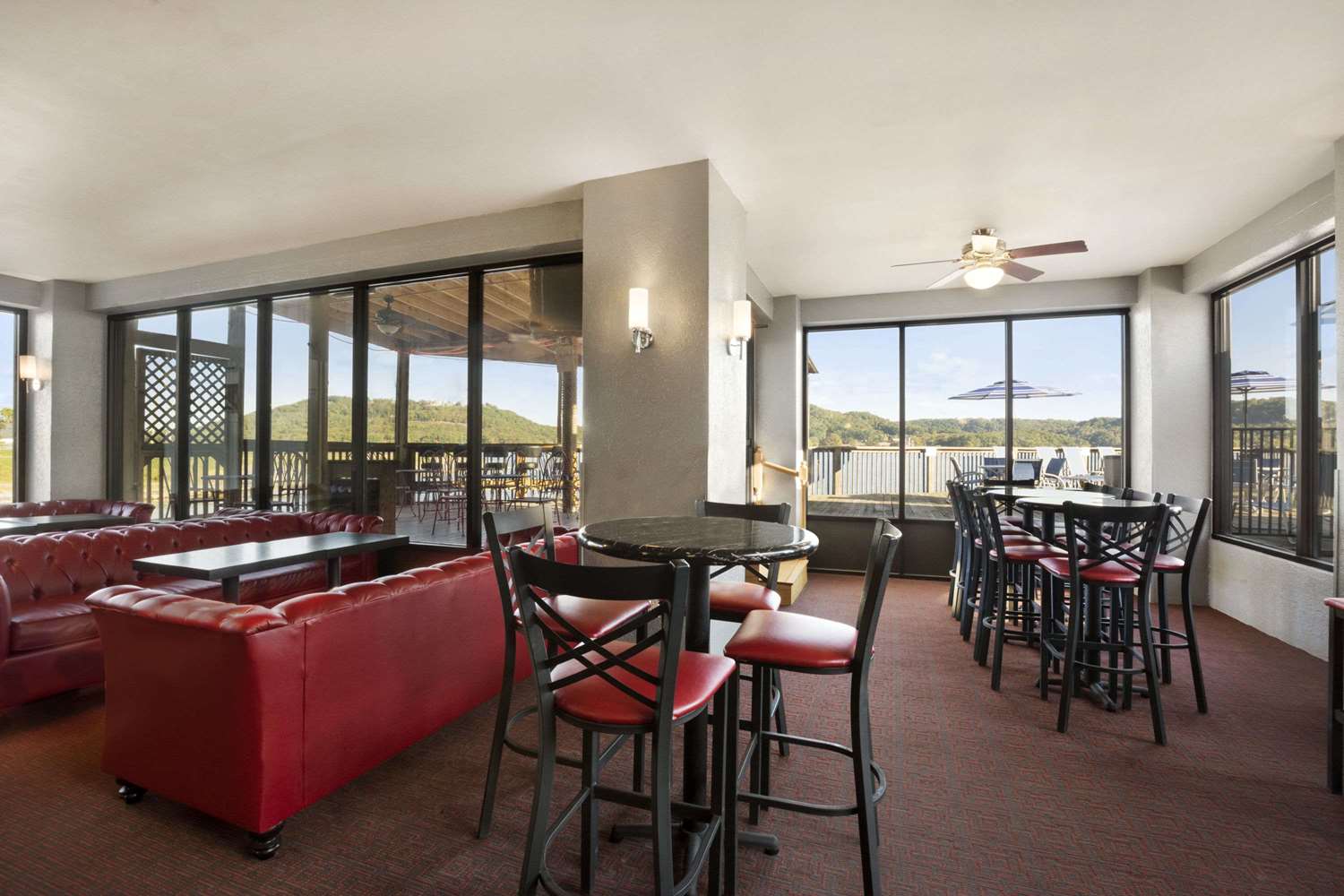 restaurant cafeteria