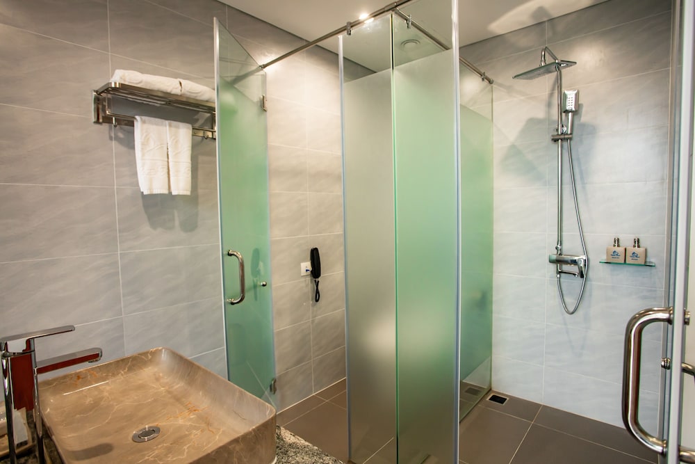 Wyndham Grand Vedana Ninh Binh 63/66