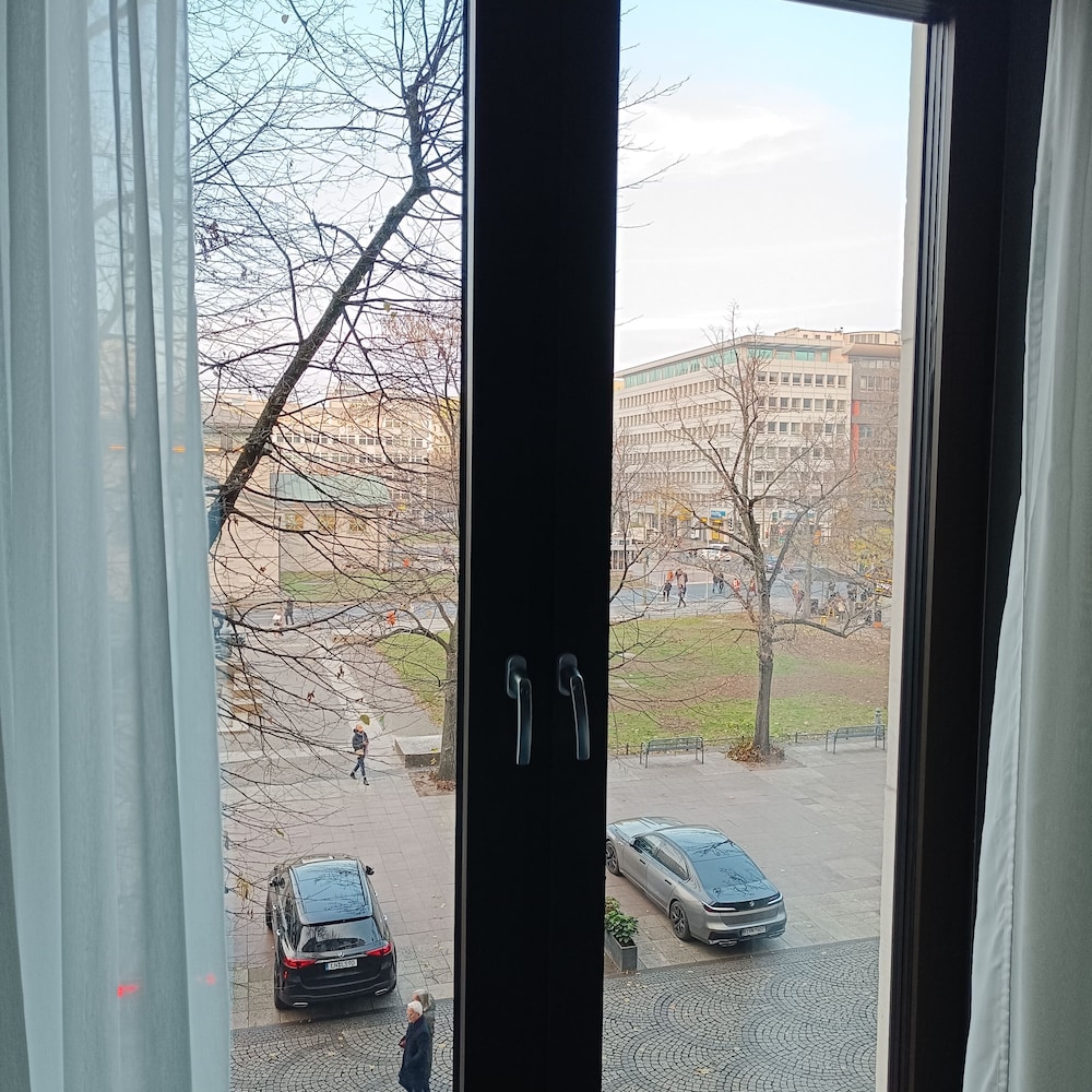 Mercure Hotel Berlin Wittenbergplatz 73/76