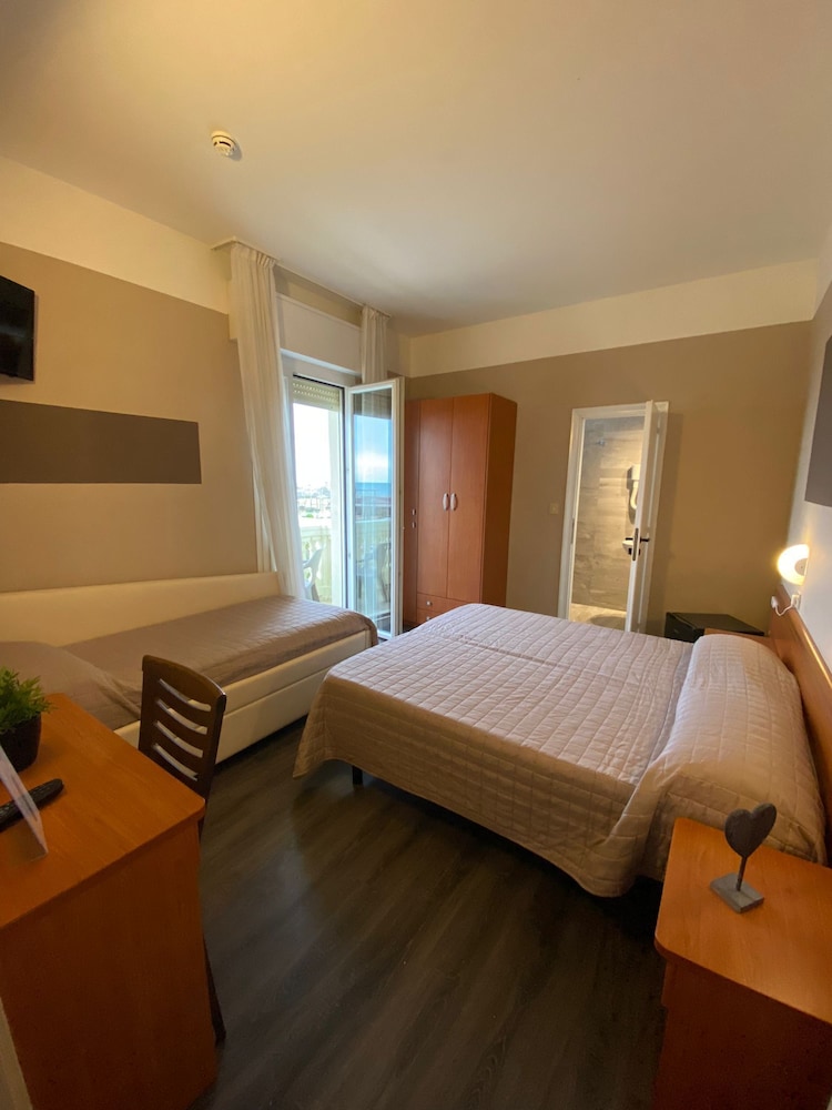 Hotel Nuovo Belvedere 10/50