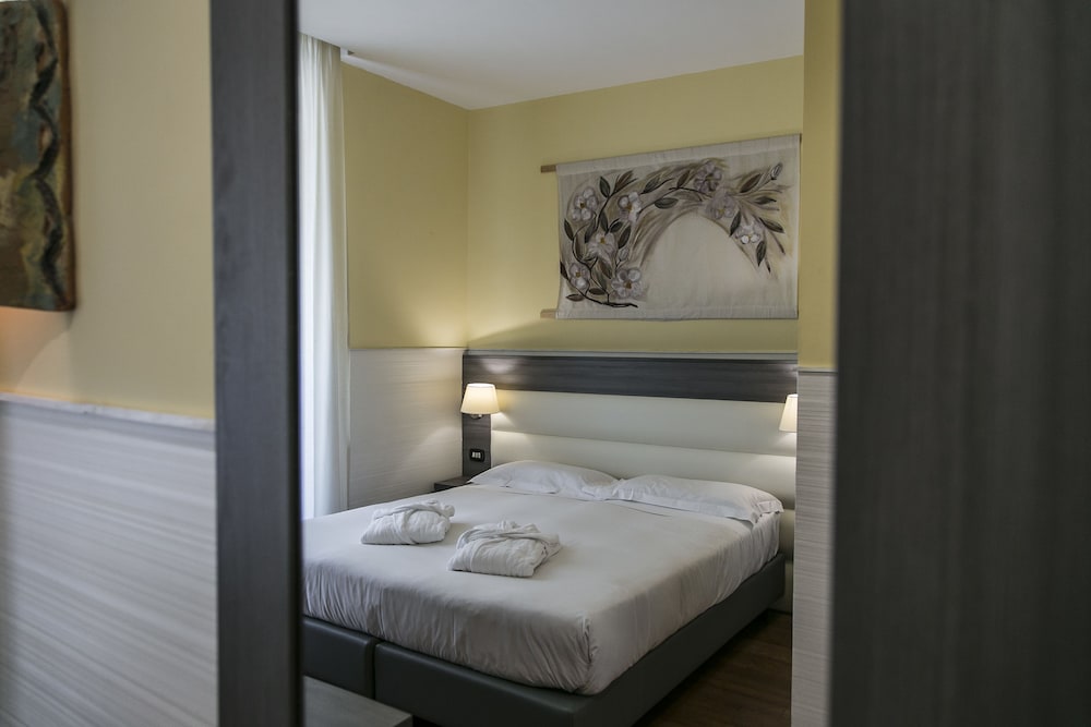 Hotel Aphrodite 14/48