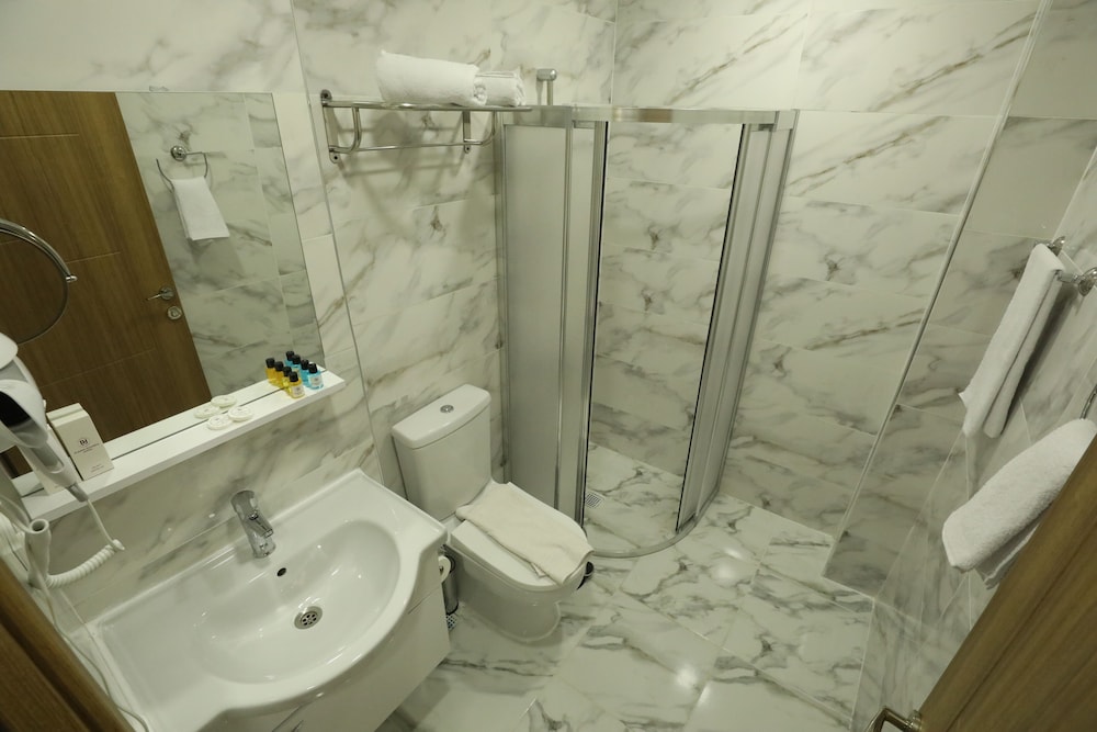 El Emin Istanbul Hotel 59/60