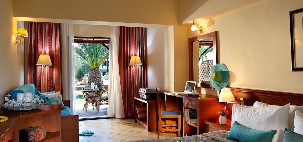 Blue Dolphin Hotel 25/44