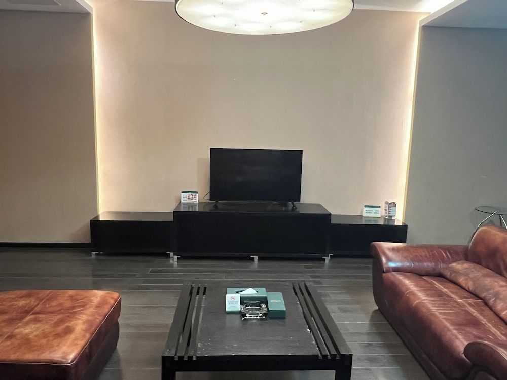 Guangdong Nanmei Osotto Hotel 36/55