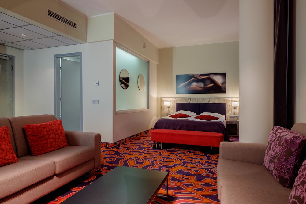 Tallink Spa and Conference Hotel 49/79