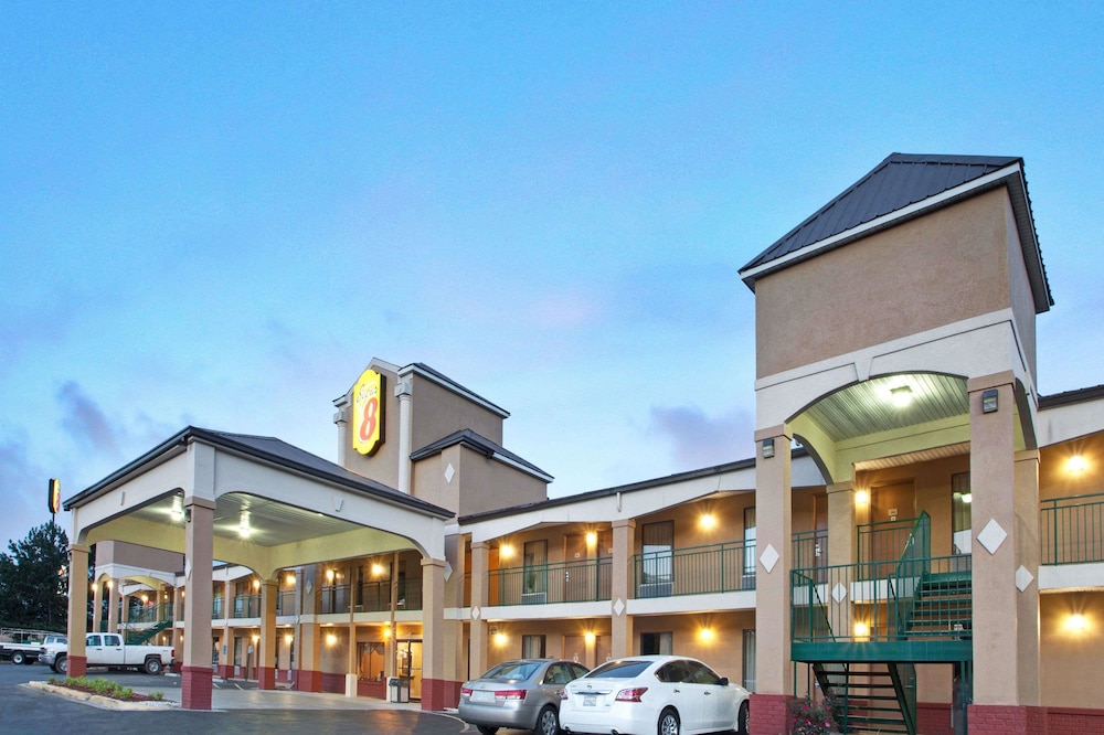 Super 8 By Wyndham Pearl/Jackson/East 1/29