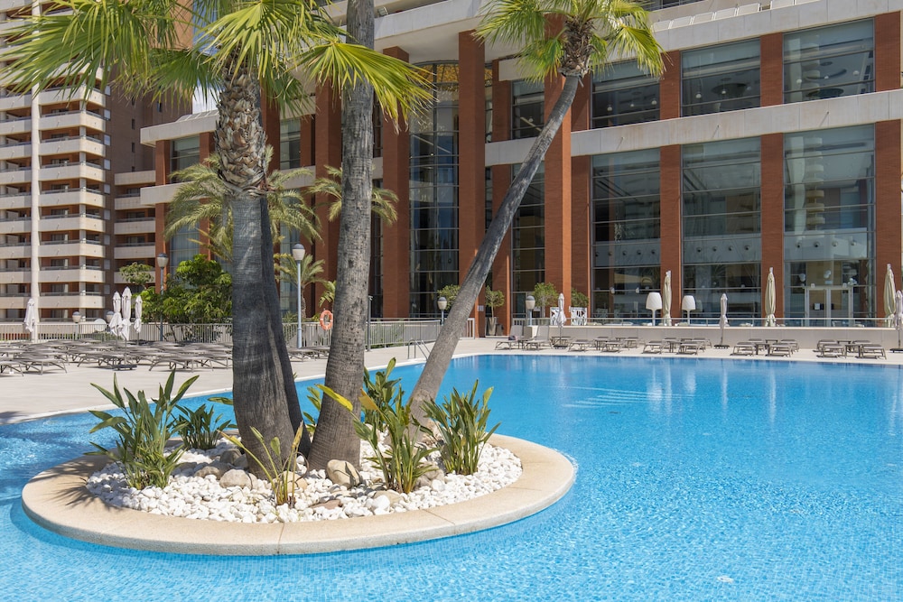 Hotel BCL Levante Club and Spa - Adults Only in BENIDORM