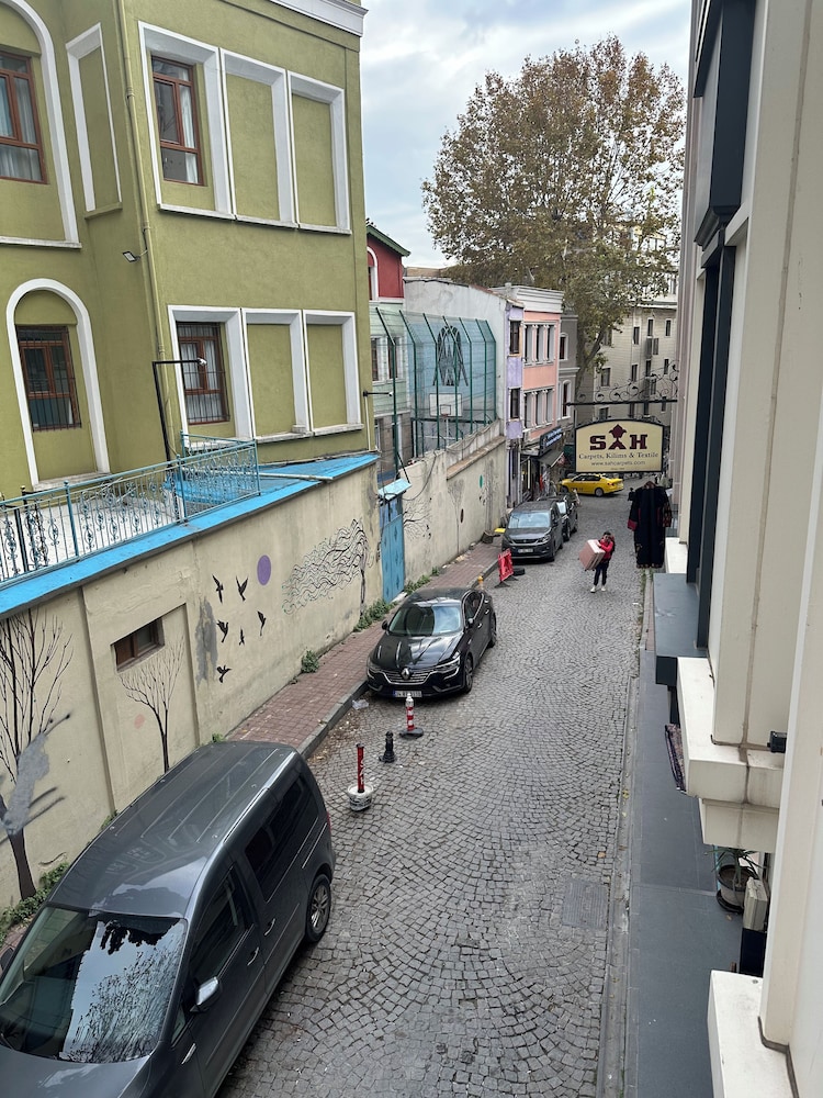 Hotel Ravi Istanbul 51/58