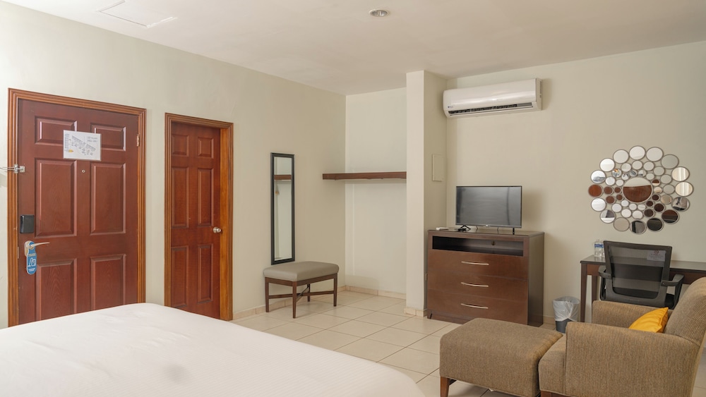 Hotel Los Andes 38/50