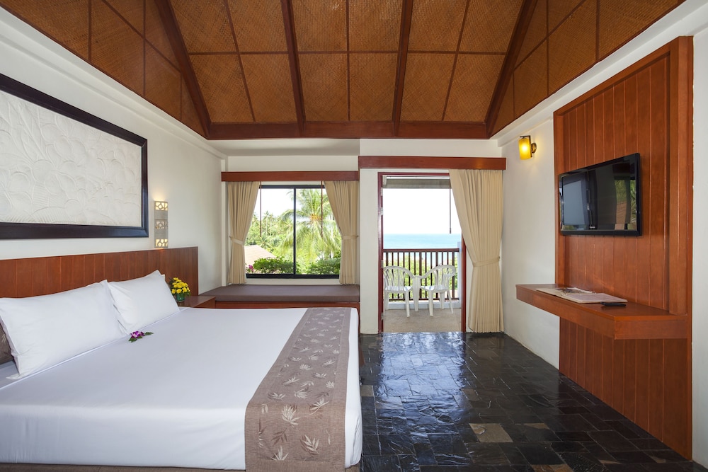 Karona Resort And Spa 11/50