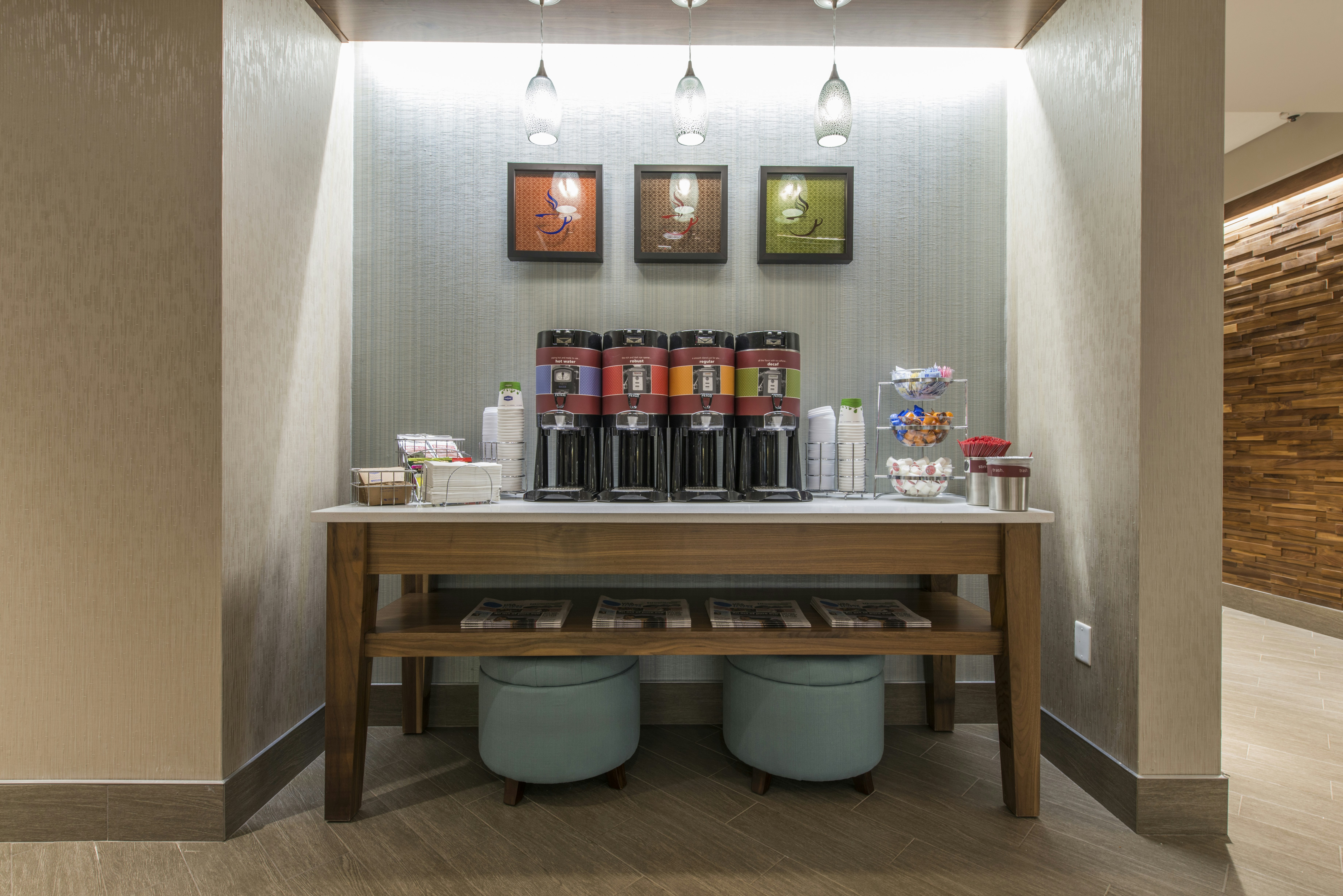 Hampton Inn Greenville/I-385 Haywood Mall 25/42