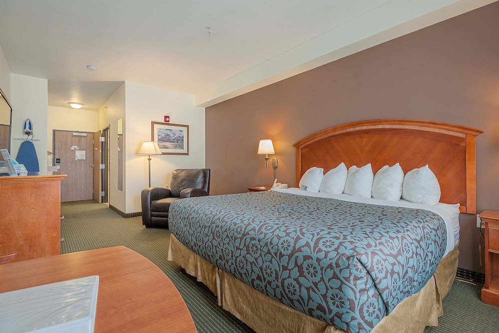 Days Inn By Wyndham Manitou Springs 16/42