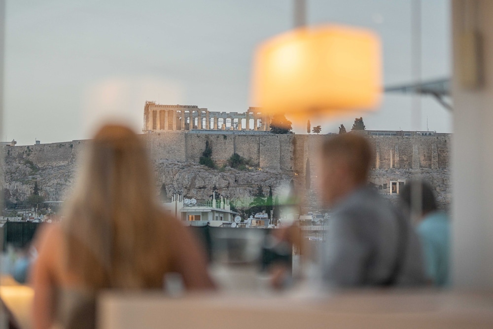 Acropolis Select Hotel 24/67