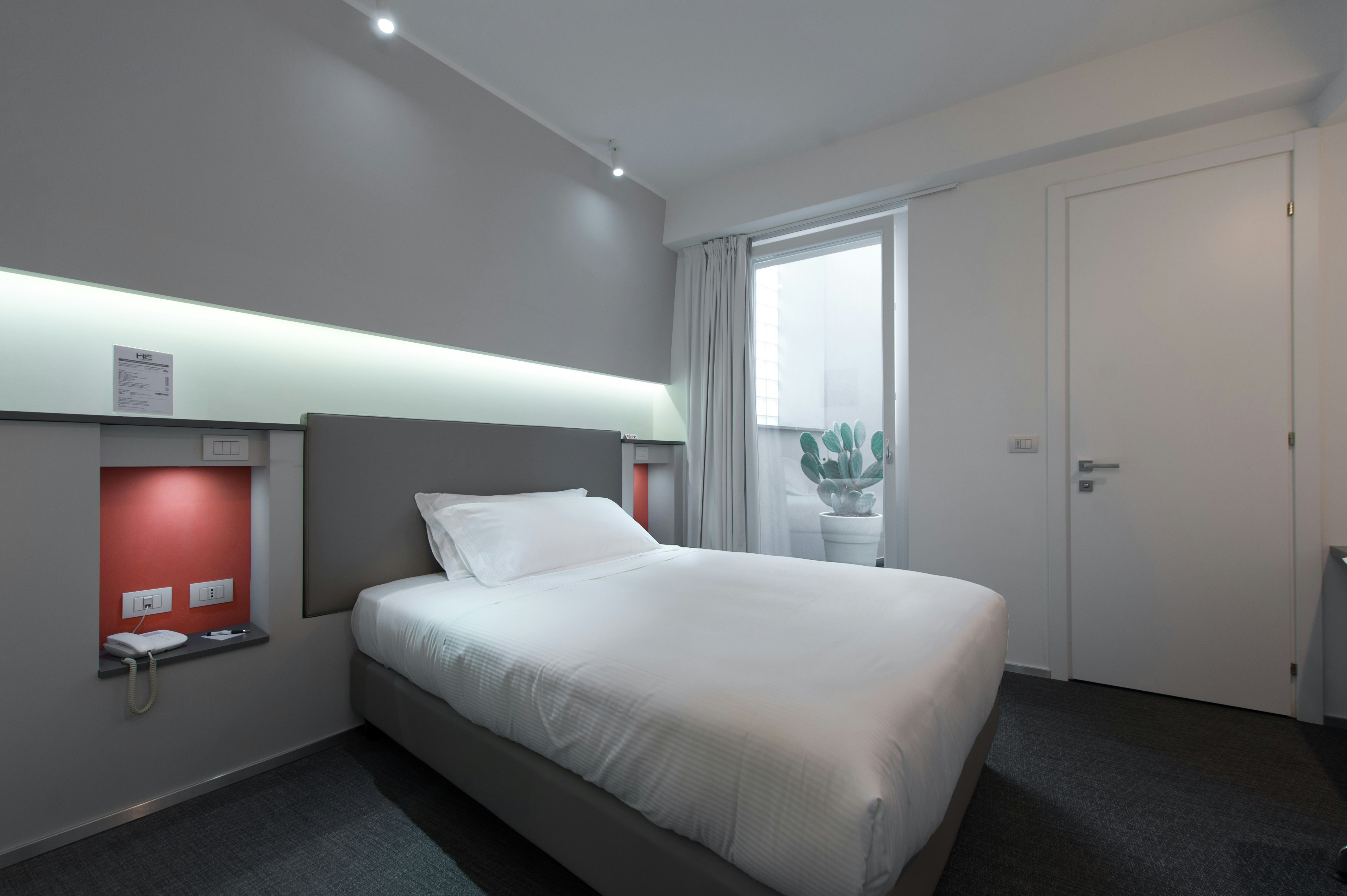 Hotel Executive Inn 28/61