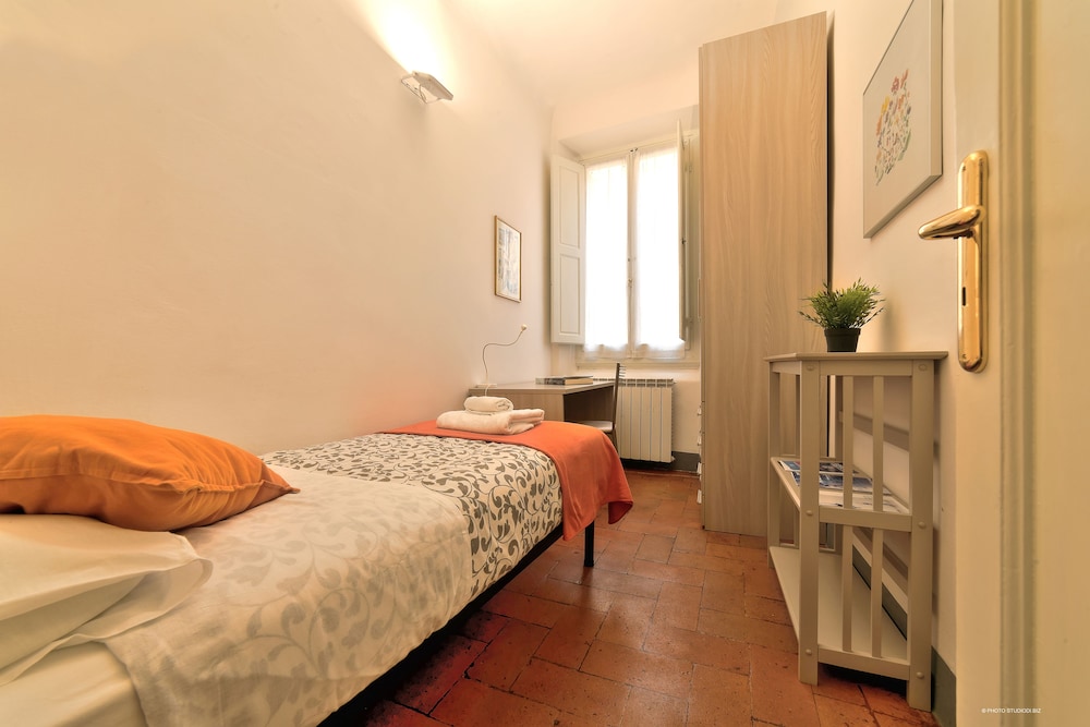 Wine Apartments Florence Colorino 6/19