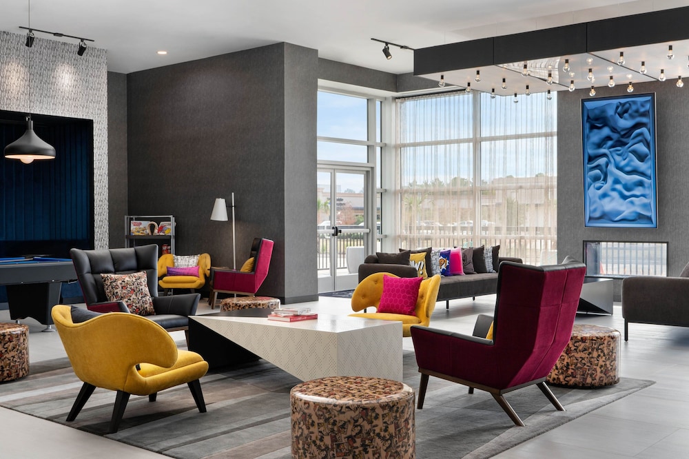 Aloft Katy Mills 28/39