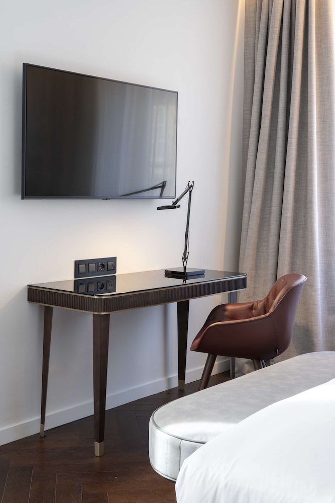 Radisson Collection Hotel, Santa Sofia Milan 37/46