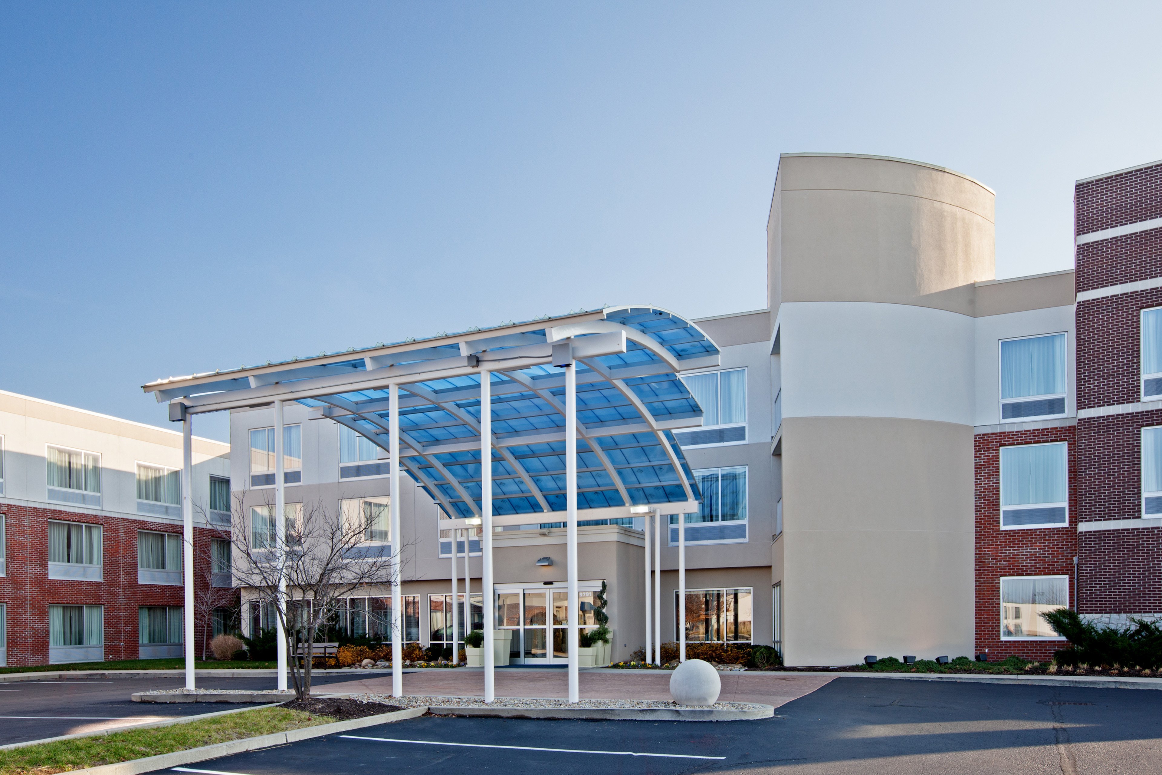 Holiday Inn Express Fishers 20/20
