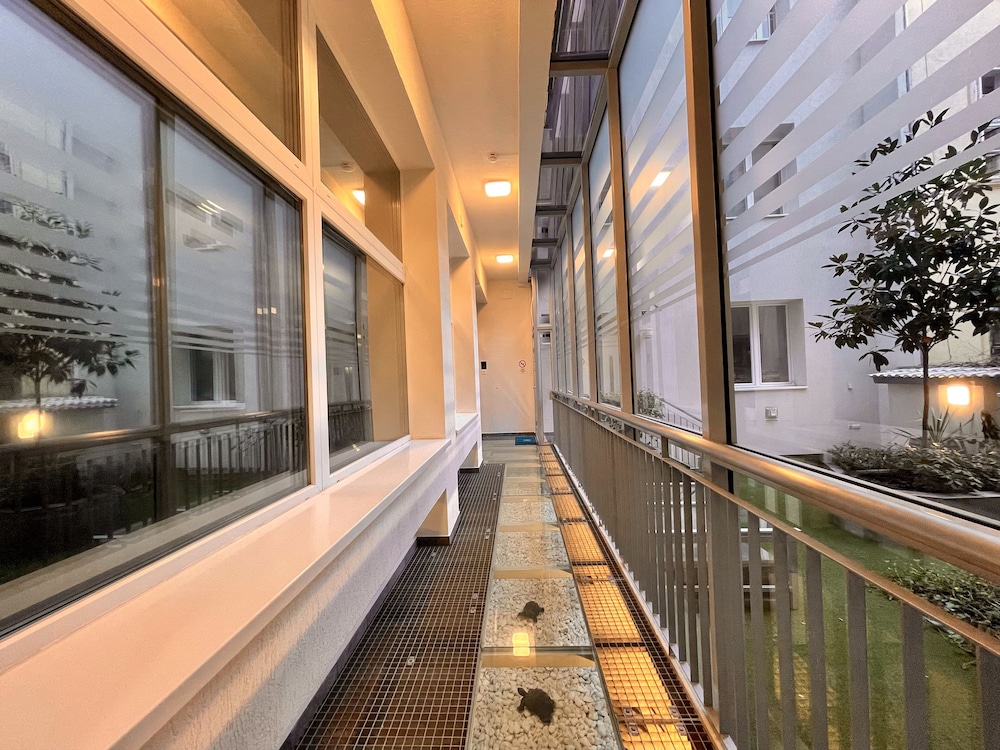 Smart Hotel Budapest 6/81