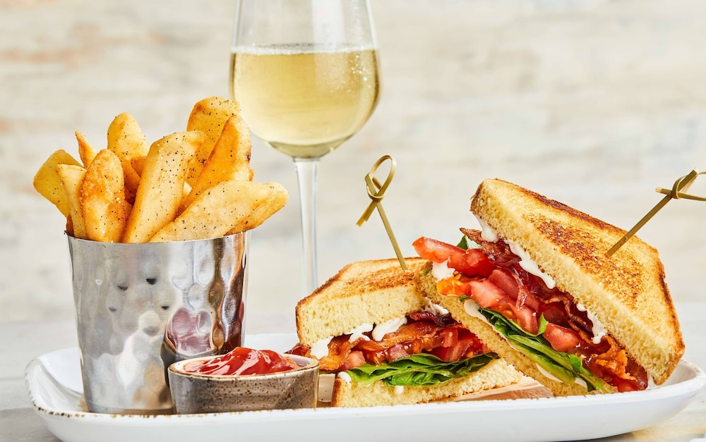 コートヤード・バイ・マリオット・サラソタ・ブレーデントン・エアポート(COURTYARD BY MARRIOTT SARASOTA BRADENTON AIRPORT) 写真4