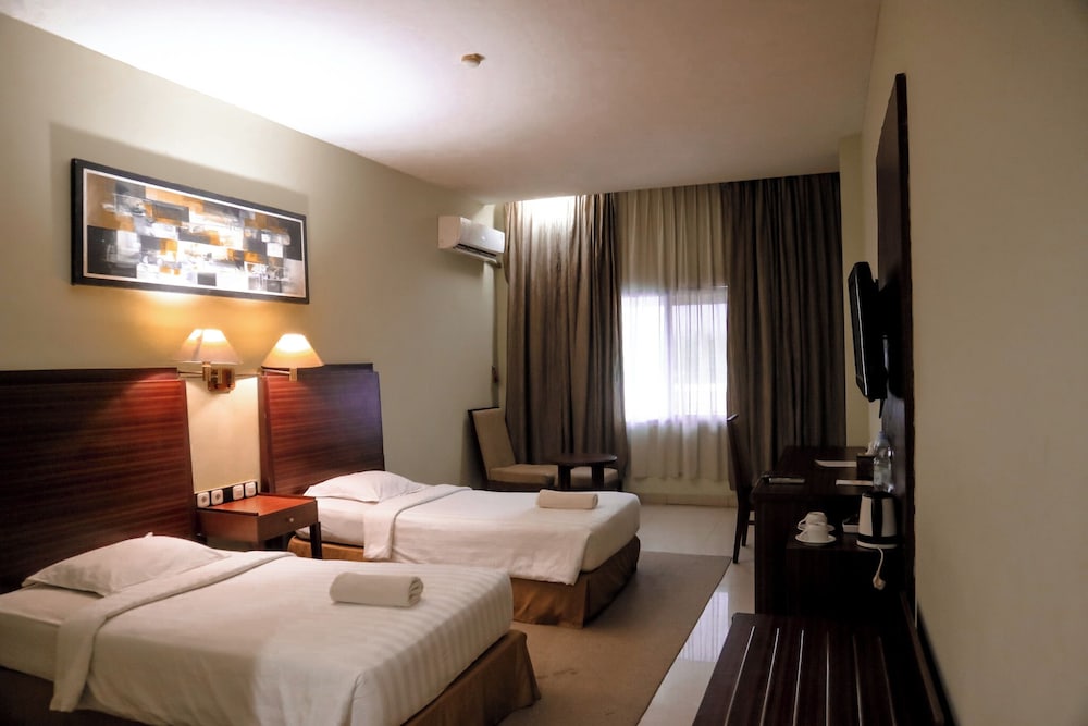 HOTEL MARIAT SORONG 24/54