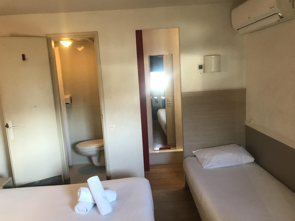 Hotel Premiere Classe Avignon Courtine 21/50