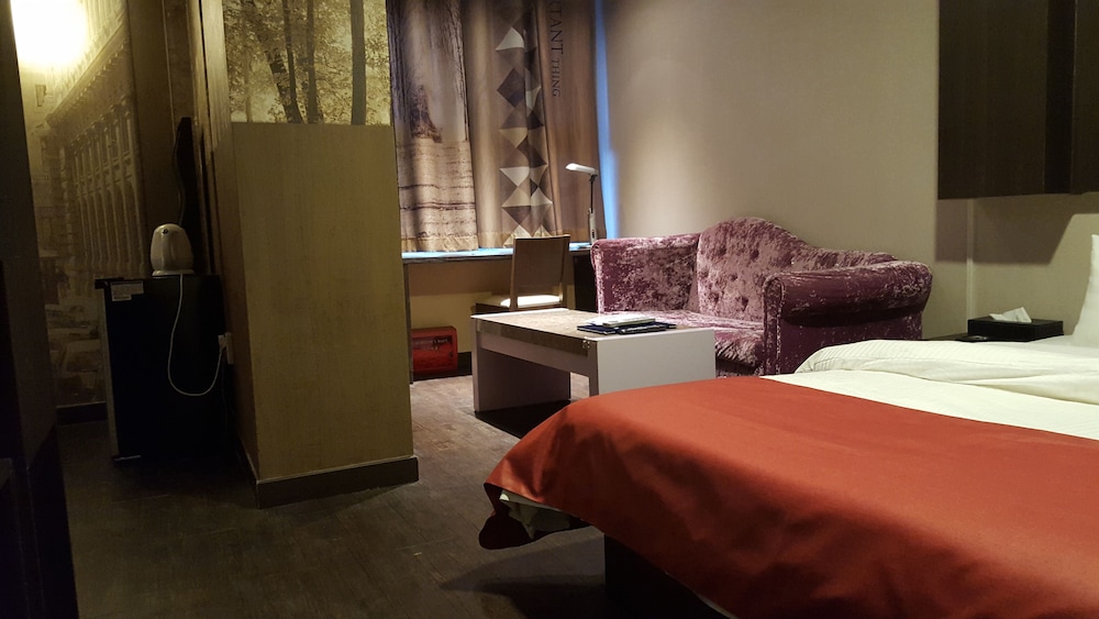 HOTEL HIGHLAND 13/18