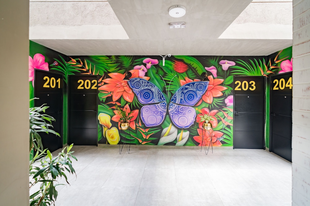 Hotel Loft 32 8/31