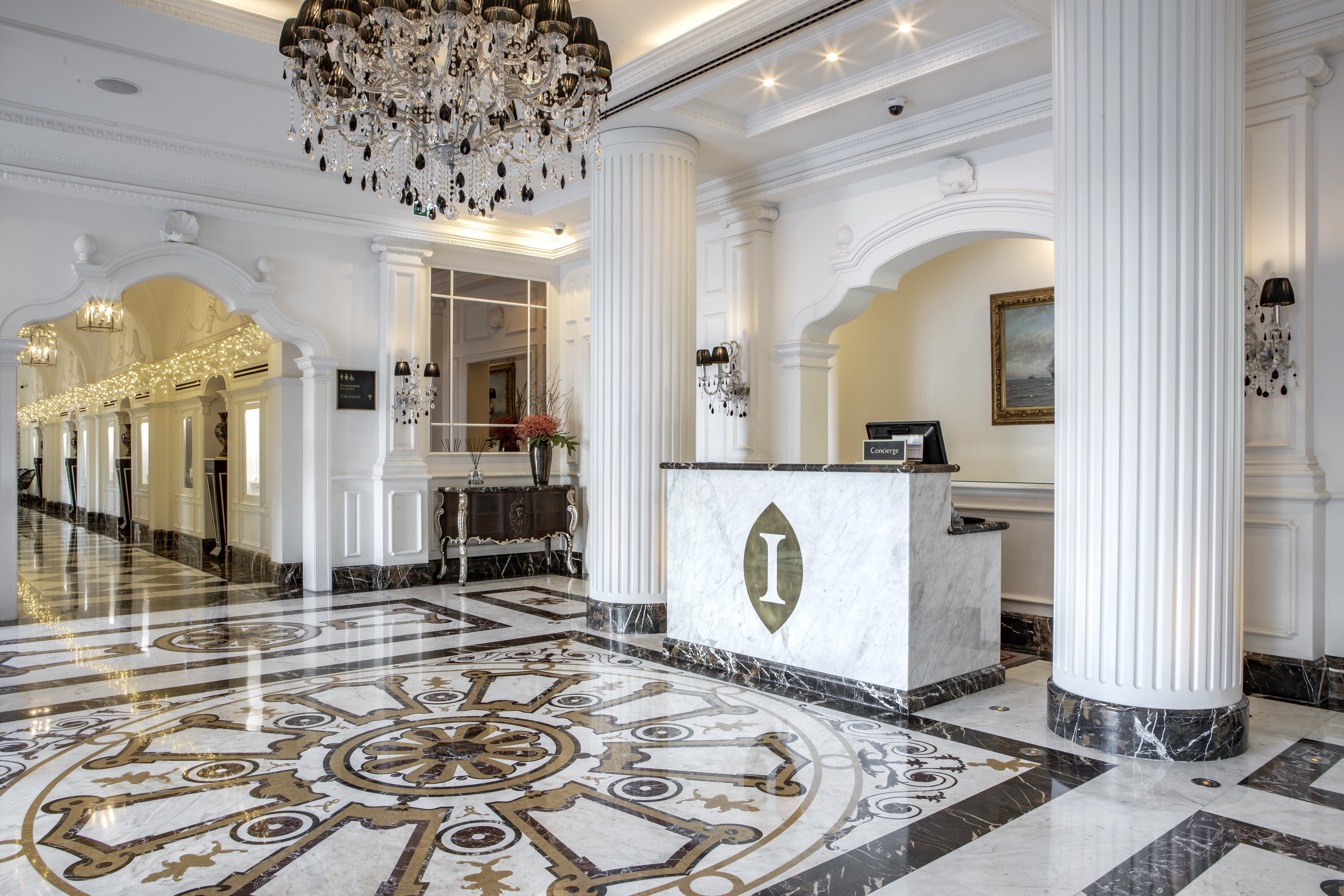 Intercontinental Porto Palacio Das Cardosas 8/82