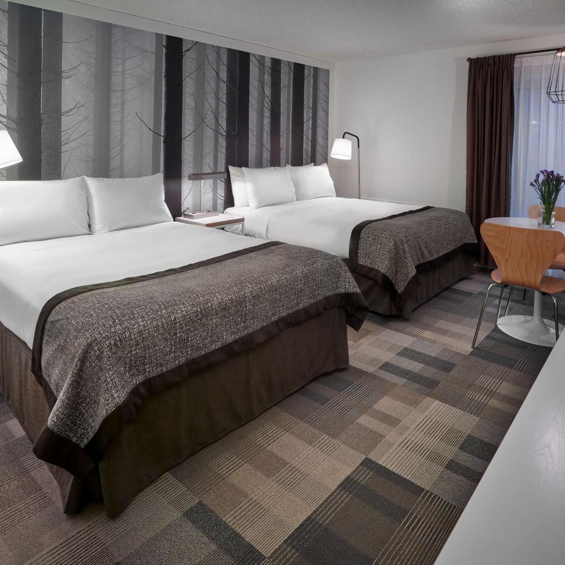 Coast, 2 Queen Beds