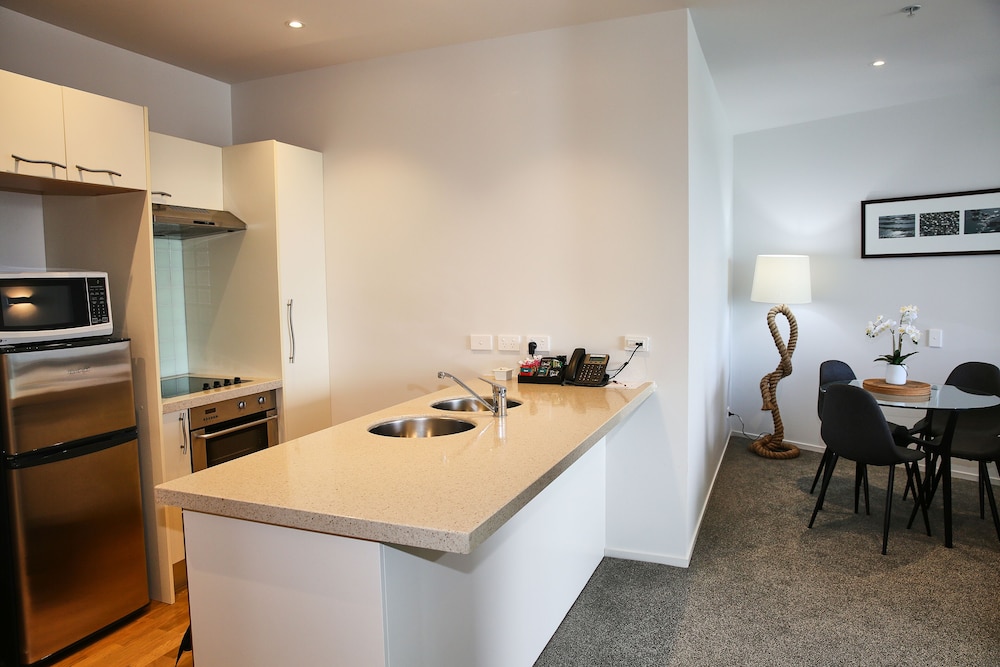Marsden Suites Nautilus Orewa 59/59