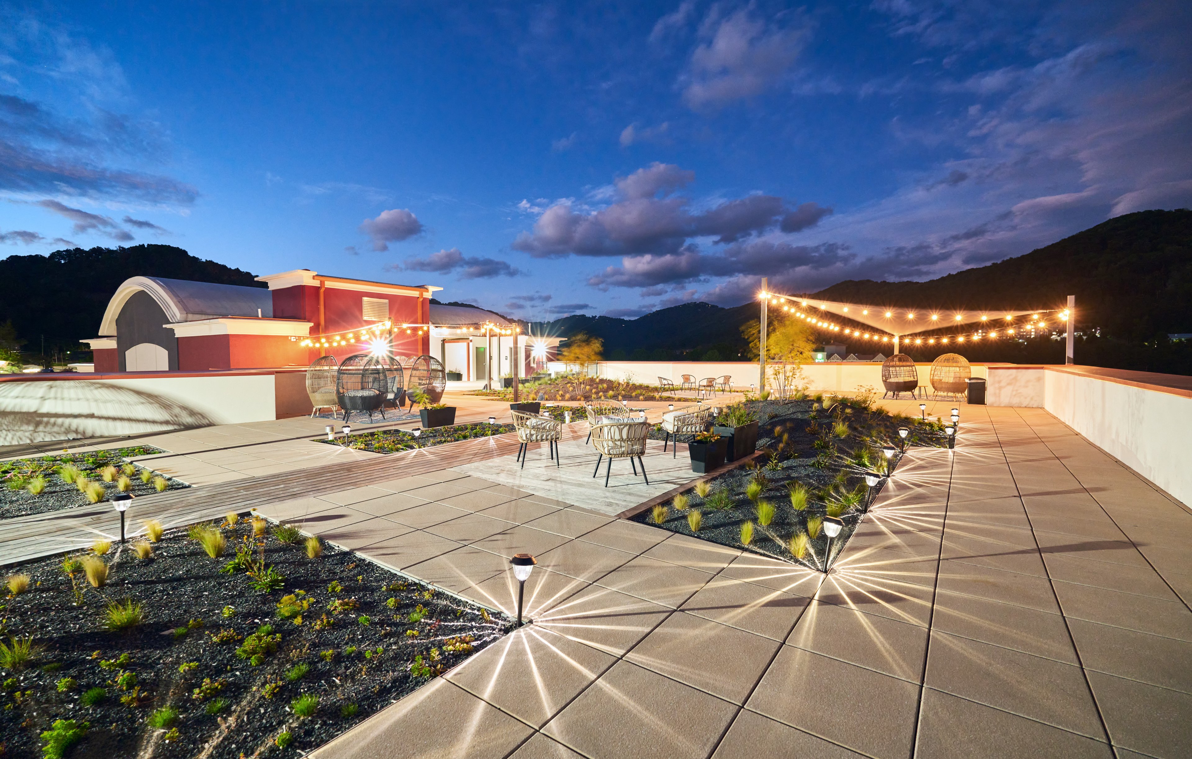 Candlewood Suites Asheville Downtown 75/81