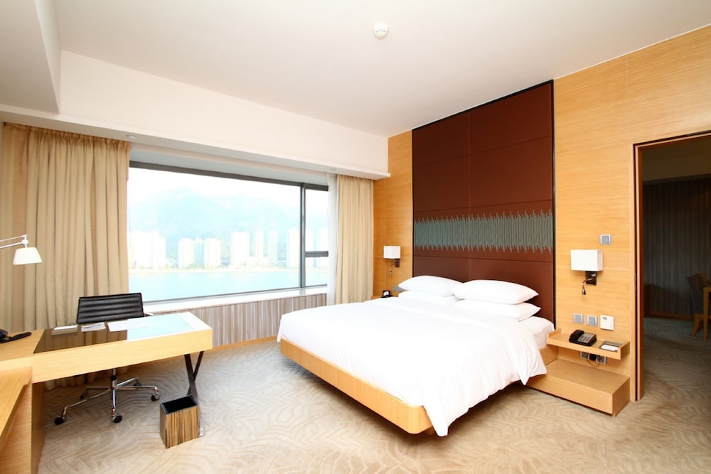 1 BEDROOM, EXECUTIVE